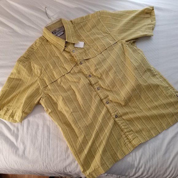 Columbia Mens Size L SS Shirt EUC - Picture 1 of 6